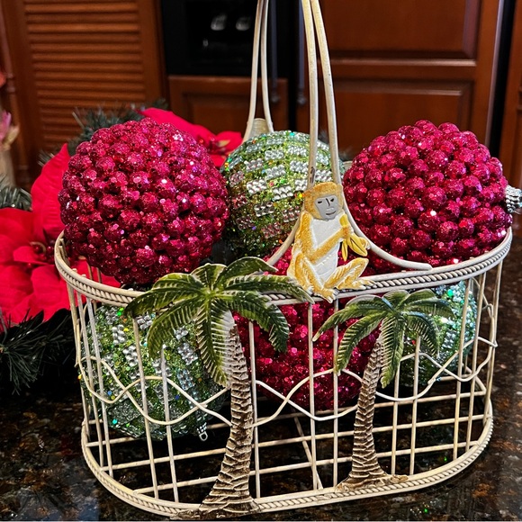 Large Tropical Palm Tree Wire Basket with Monkey Accent - Picture 4 of 8